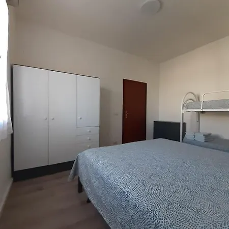 Apartament 100 Metri