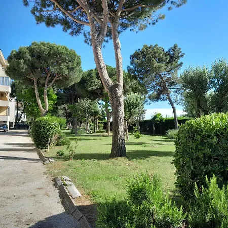 100 Metri * Lido Adriano